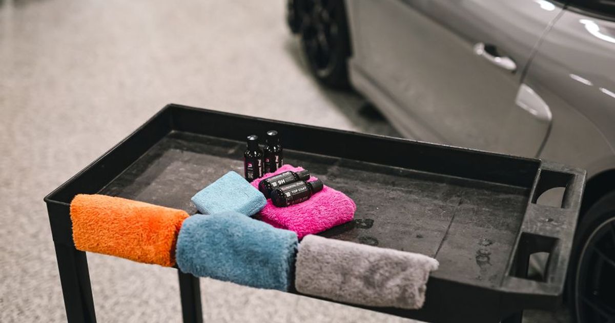 Comparing car detailing package options