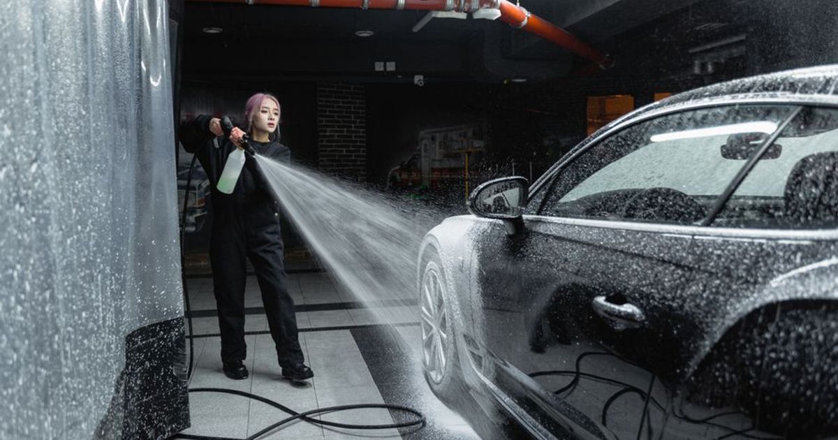 Machine polishing during paint correction